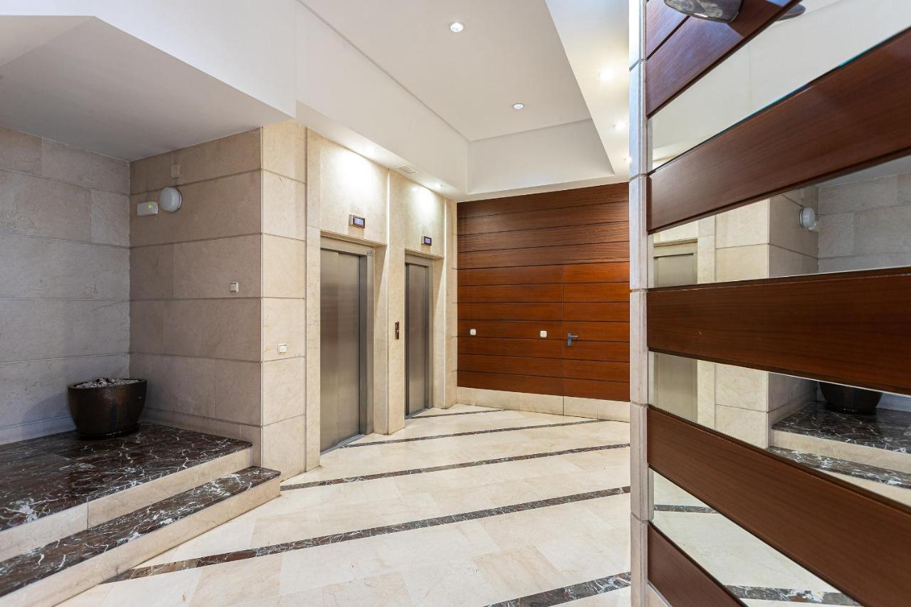 Appartamento Apartamento Marques De Salamanca Marbella Esterno foto